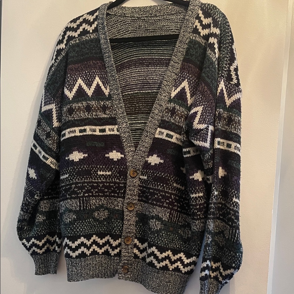 Unisex Patterned Button-Front Cardigan Sweater - Gray/Green